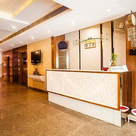 Hotel Poonam Plaza Agra  Buitenkant foto
