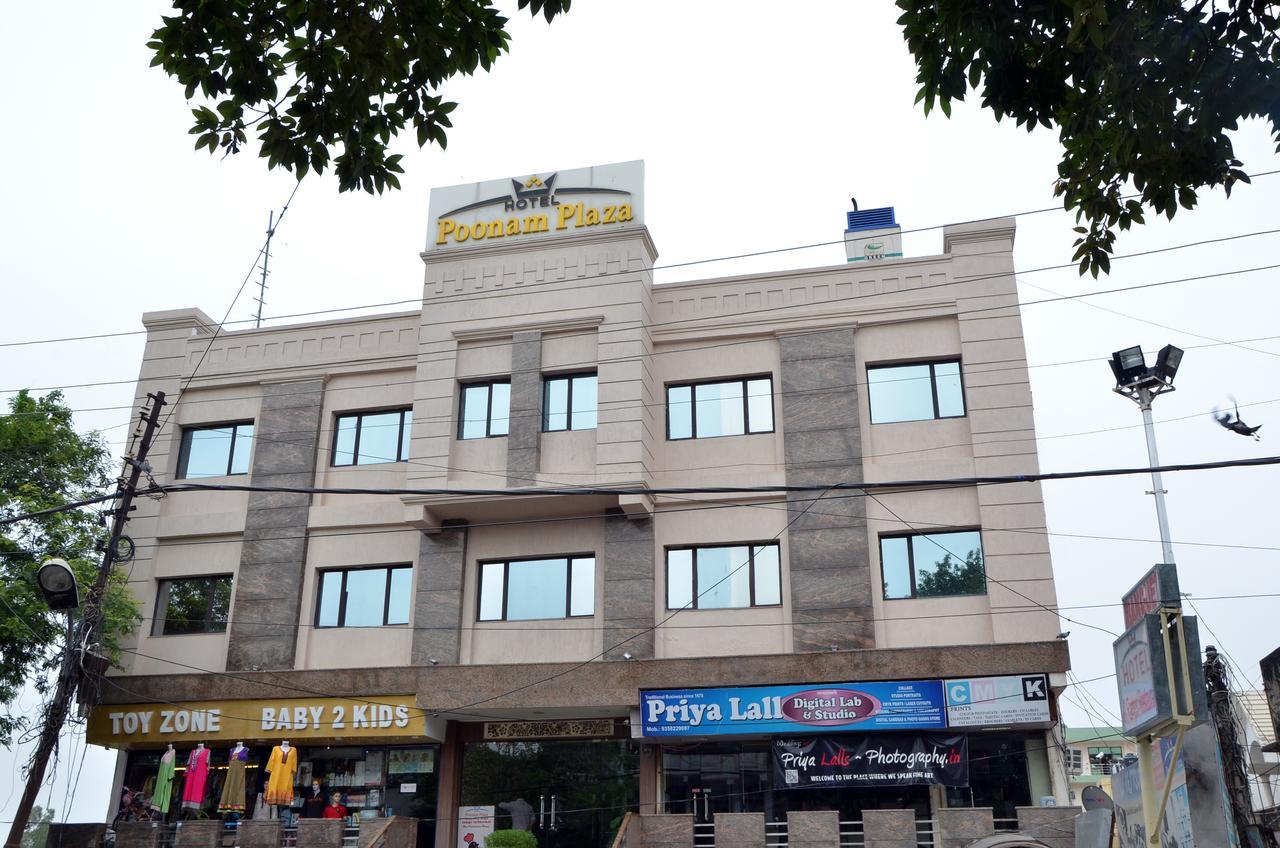 Hotel Poonam Plaza Agra  Buitenkant foto